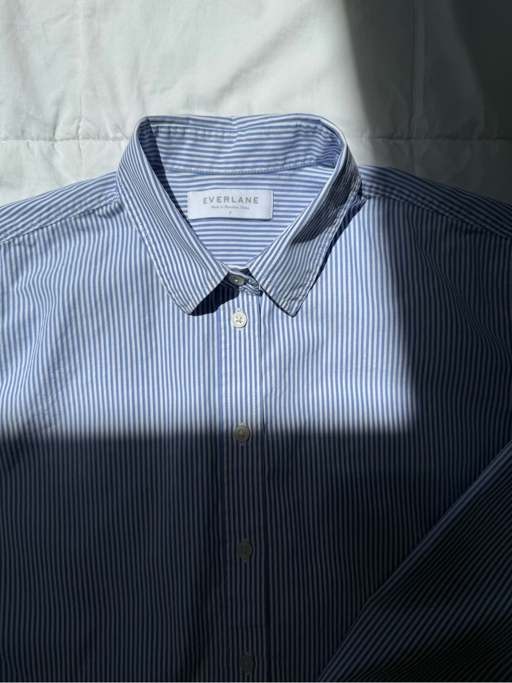 Small Everlane Blue & White Stripe 100% Cotton Button-Up Shirt Menswear Inspired